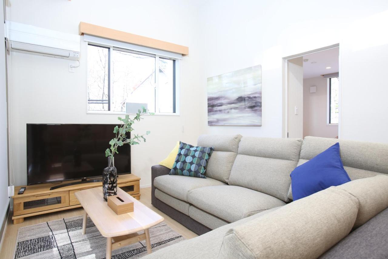 The Seasons Apartments هاكوبا المظهر الخارجي الصورة