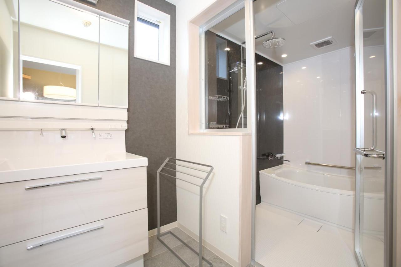 The Seasons Apartments هاكوبا المظهر الخارجي الصورة