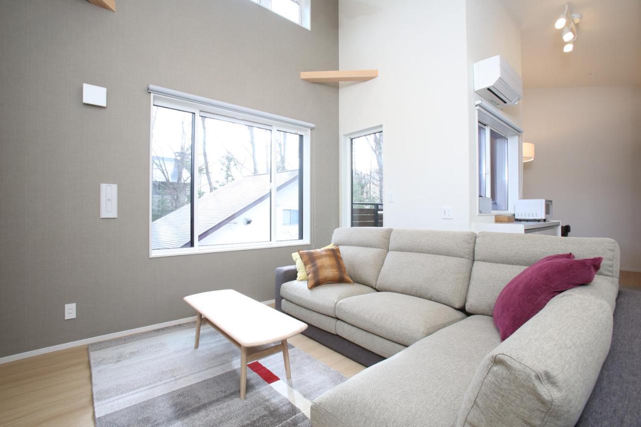 The Seasons Apartments هاكوبا المظهر الخارجي الصورة
